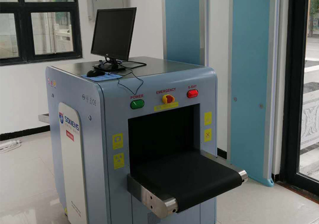 行李過安檢機(jī)，千萬別做種事